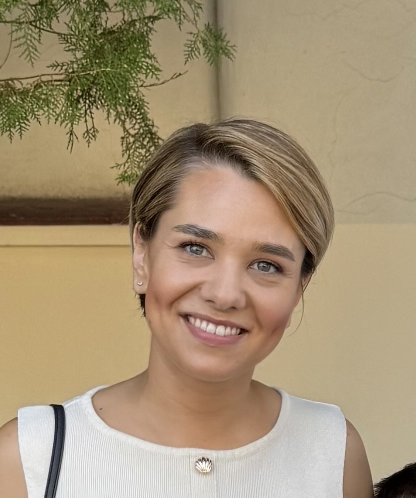 Anca Apolzan EDU TRUST centru educational